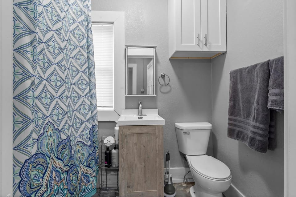 Shower, Bathroom