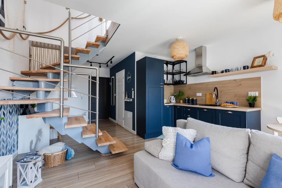 Kitchen or kitchenette, Living room, Seating area