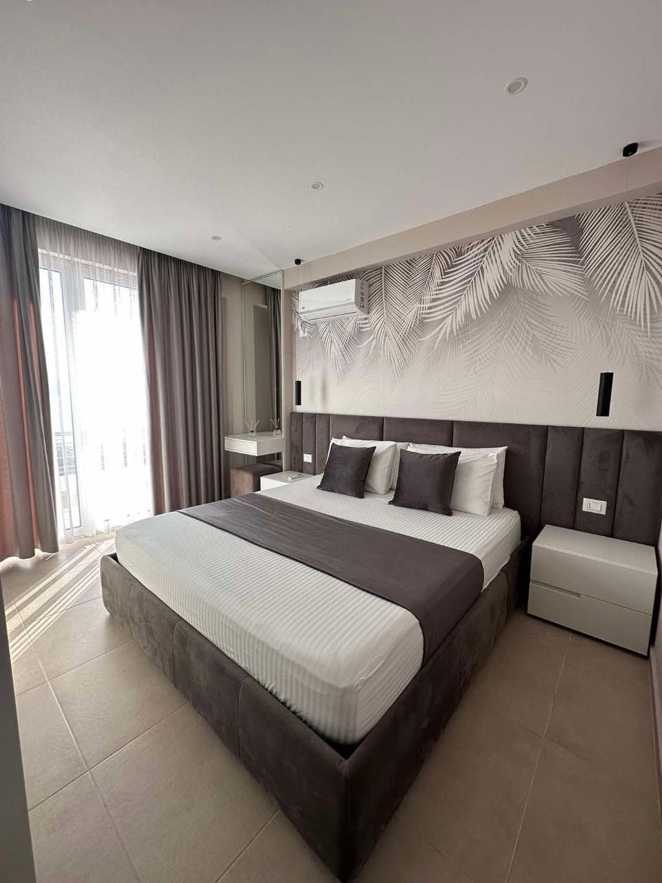 Sea View Apartment Luxury Apartment in Vlorë