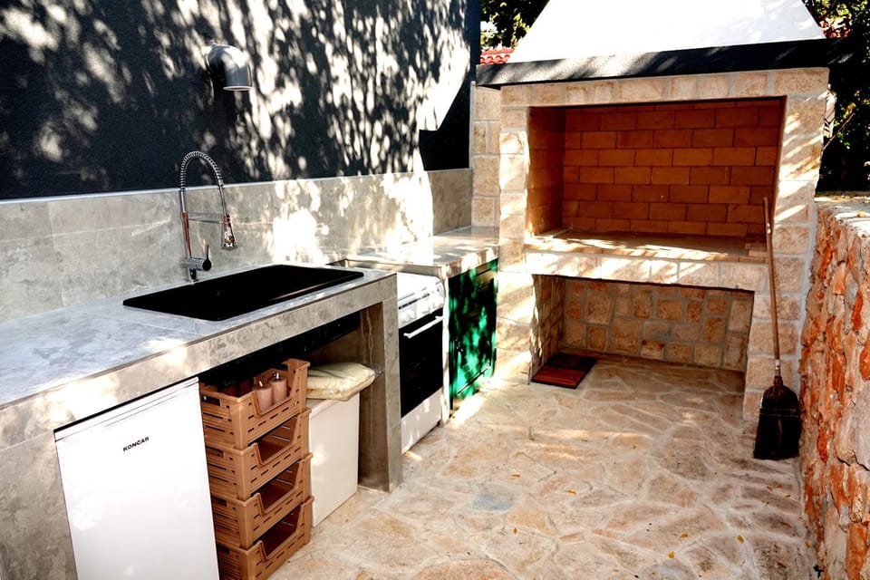 Isabella House in Zadar County