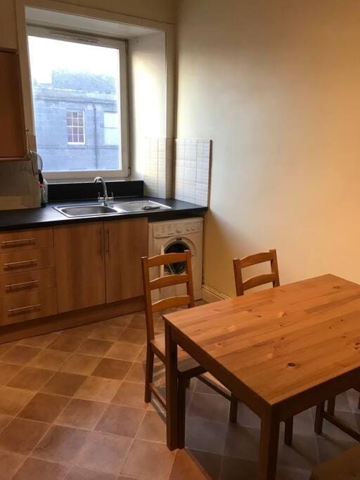 3 bedrooms apartment in Blackwood Crescent Edinburgh Apartment in Edinburgh
