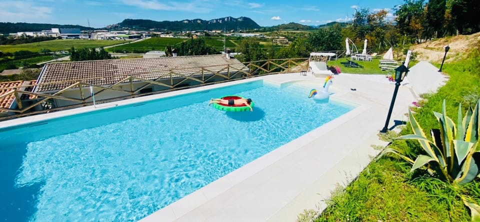 Spring, Day, People, Garden, Garden view, Mountain view, Pool view, Swimming pool, sunbed