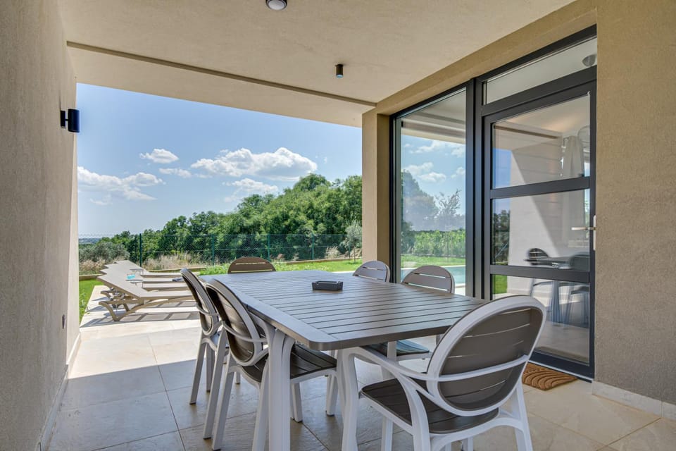 Balcony/Terrace, Balcony/Terrace