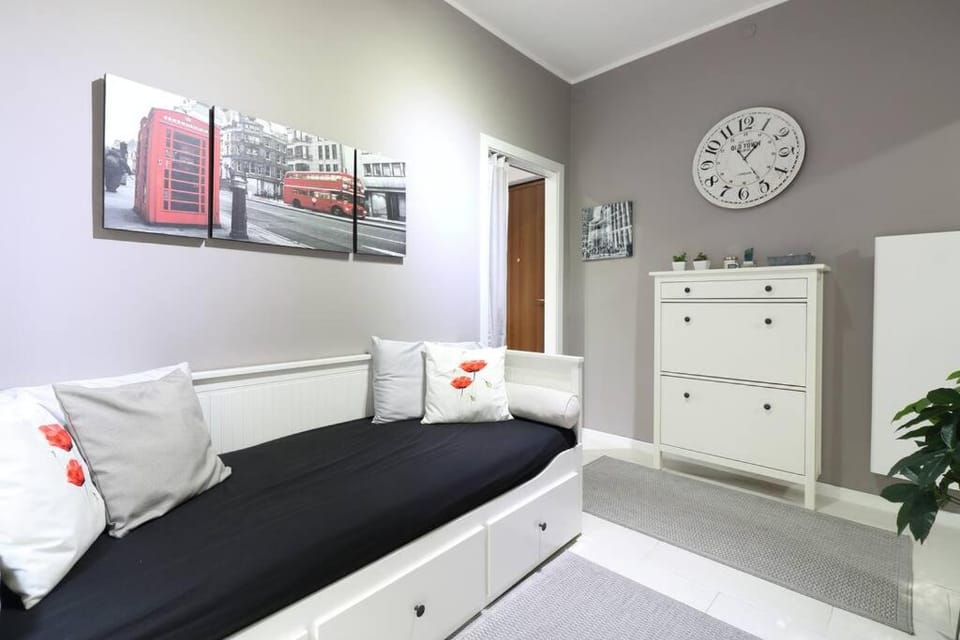 Bed, Living room, Seating area, wardrobe
