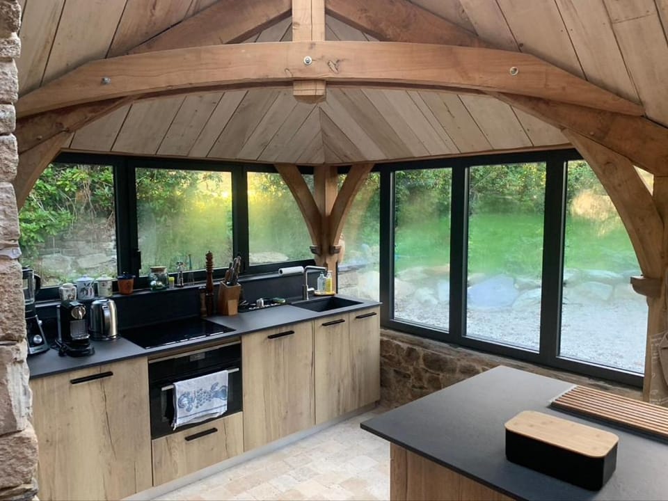 Natural landscape, Kitchen or kitchenette, Dining area, minibar, pet friendly, toaster