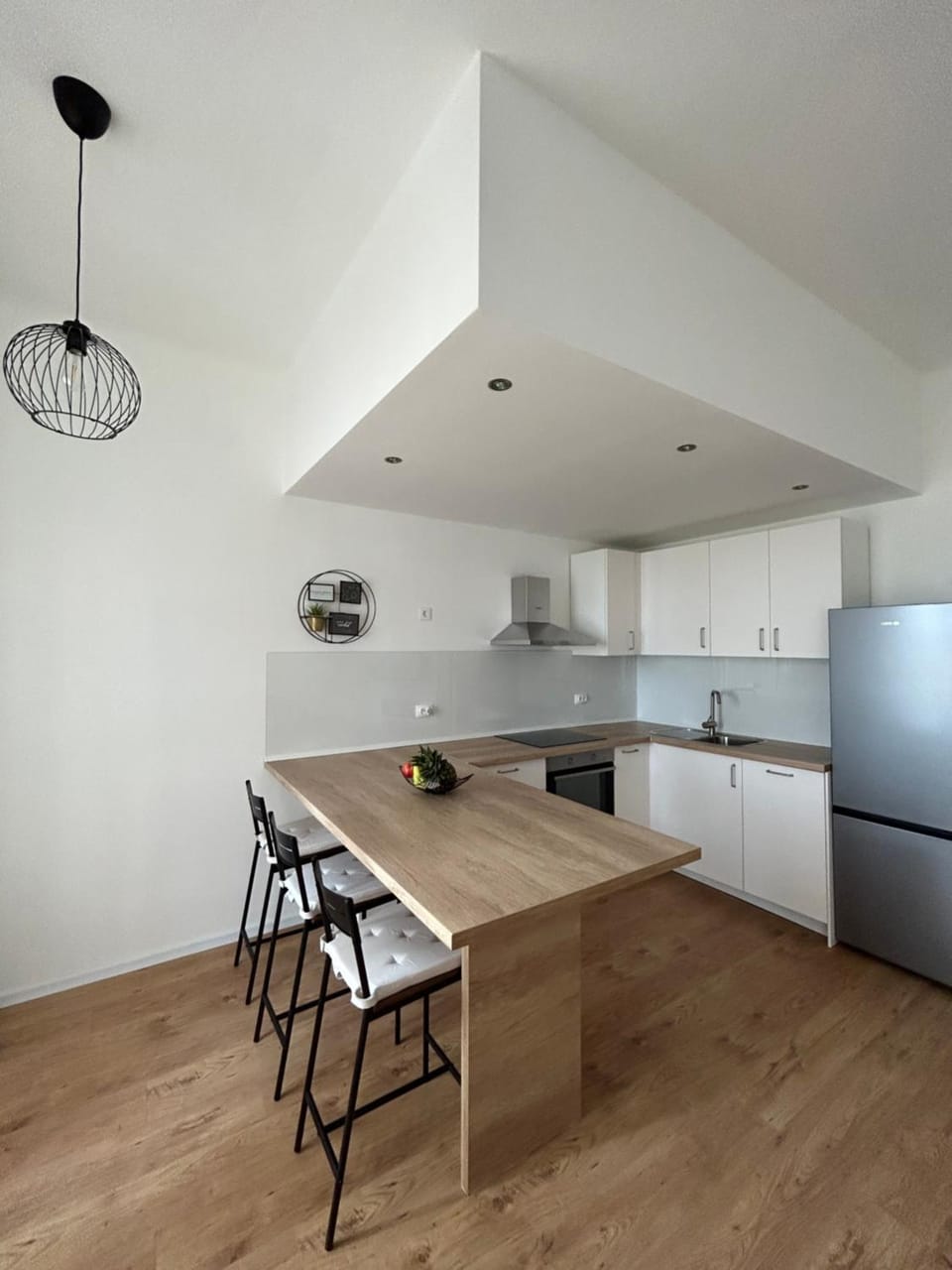 Kitchen or kitchenette, pet friendly, stove