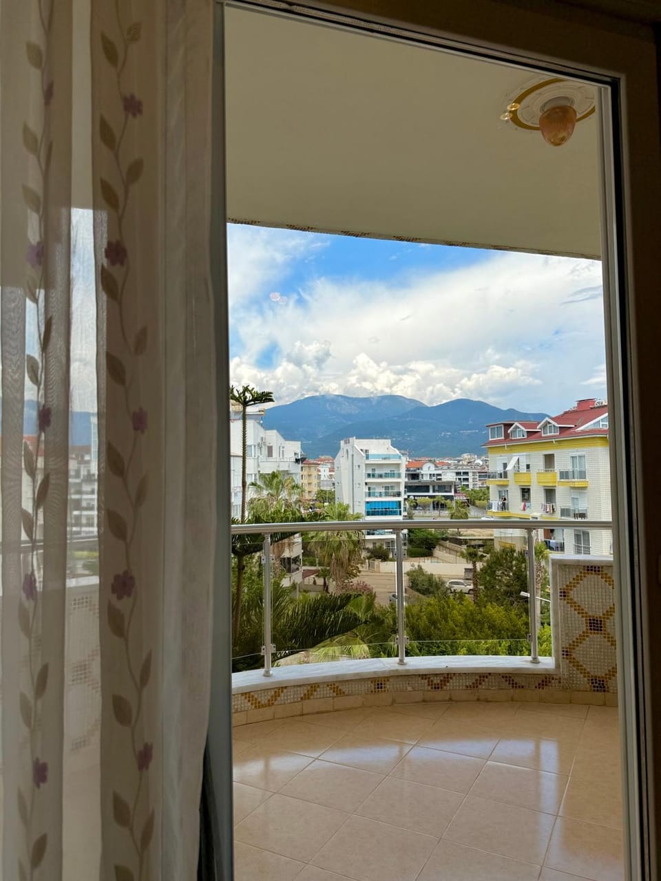 View (from property/room), Balcony/Terrace, Mountain view
