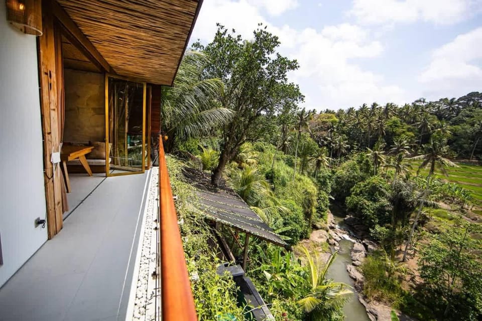 Ubud Riverside Villa House in Sukawati