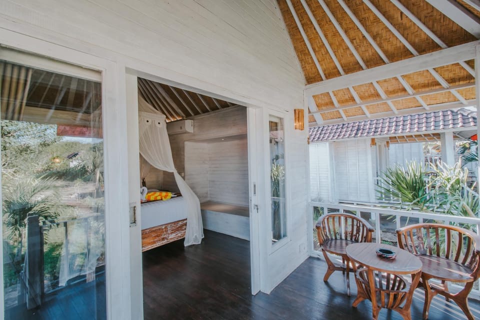 View (from property/room), Balcony/Terrace, Seating area