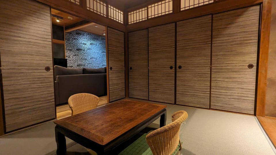 Living room, Dining area