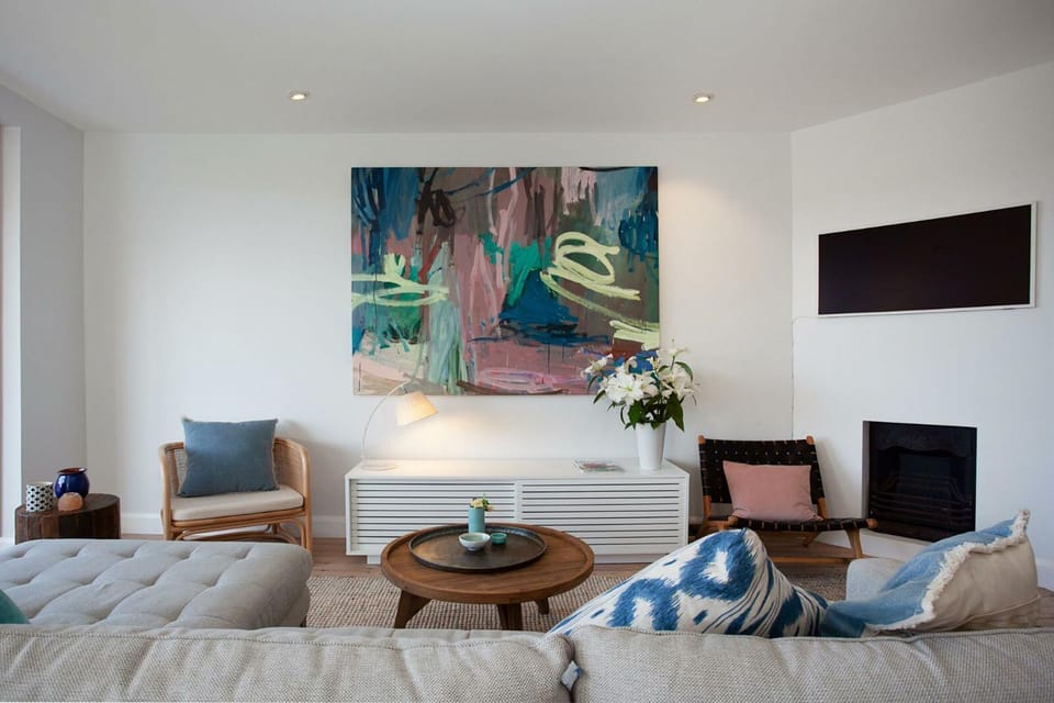Barefoot in Bronte IH Apartment in Sydney