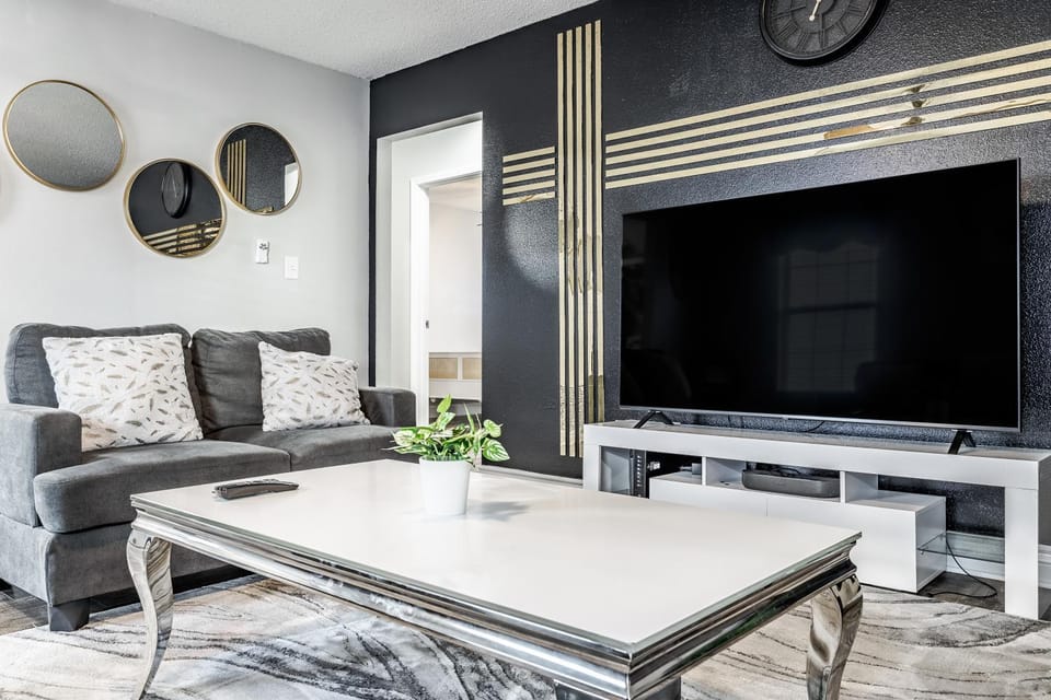 TV and multimedia, Living room, Seating area