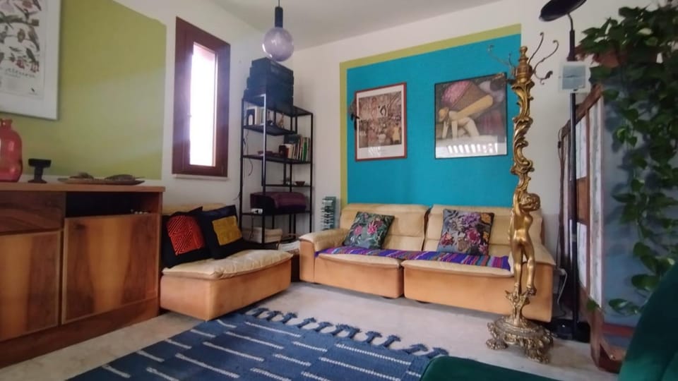 Communal lounge/ TV room, Living room