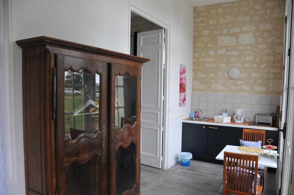 LA Terrasse façon Giverny - GITE 2 personnes - Apartment in Pays de la Loire