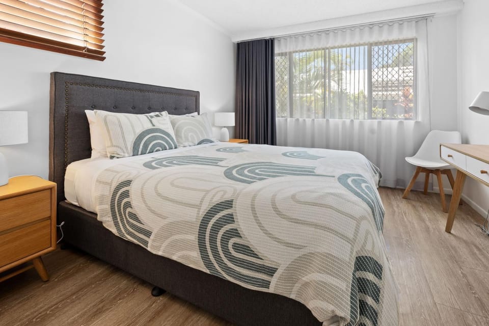 Resort Living, Luxury Getaway, Close 2 Noosa River Apartment in Noosaville