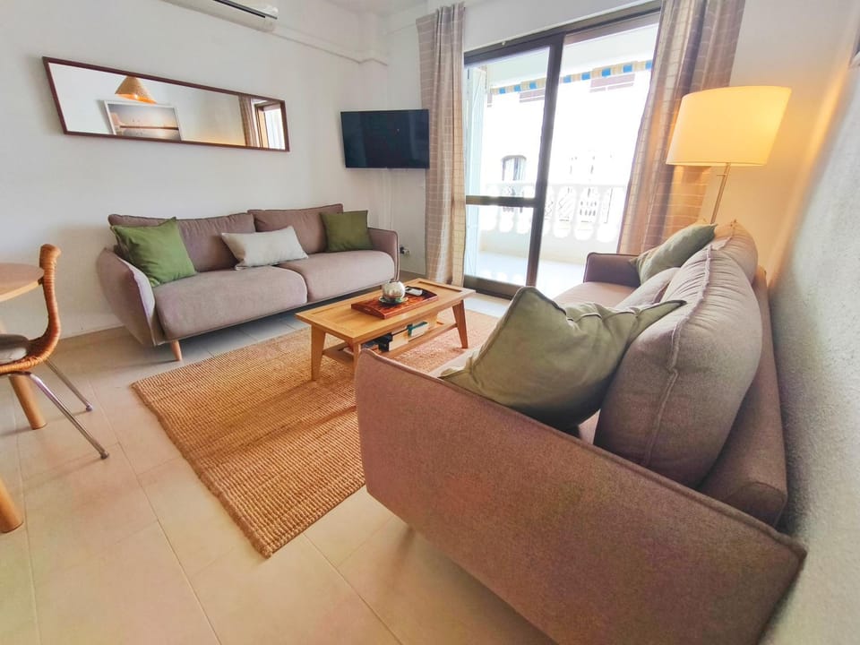 TV and multimedia, Living room, City view, Garden view, Mountain view, Pool view, Sea view, Street view