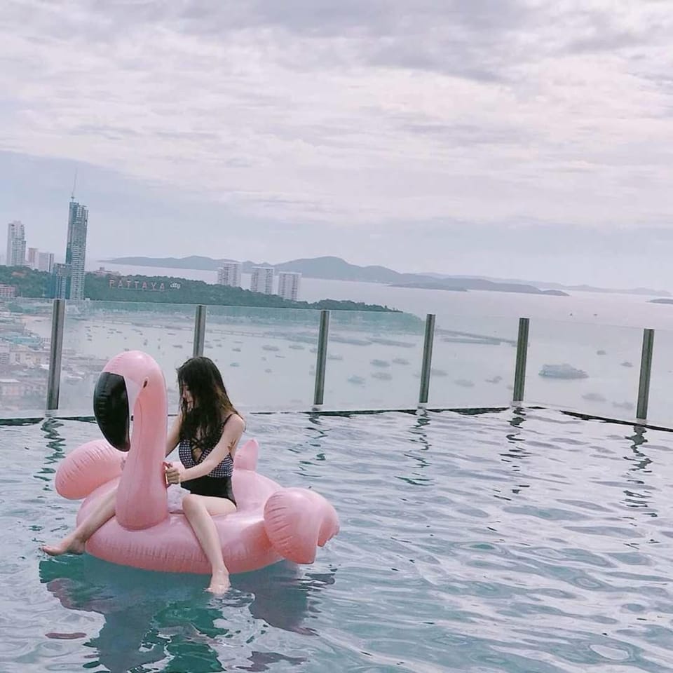 Sea view, Swimming pool