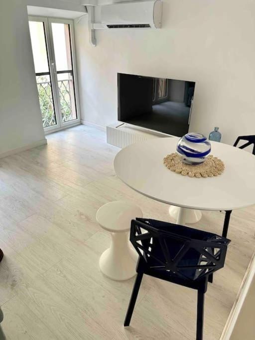 Nouveau - Nice Mamac - centre Apartment in Nice