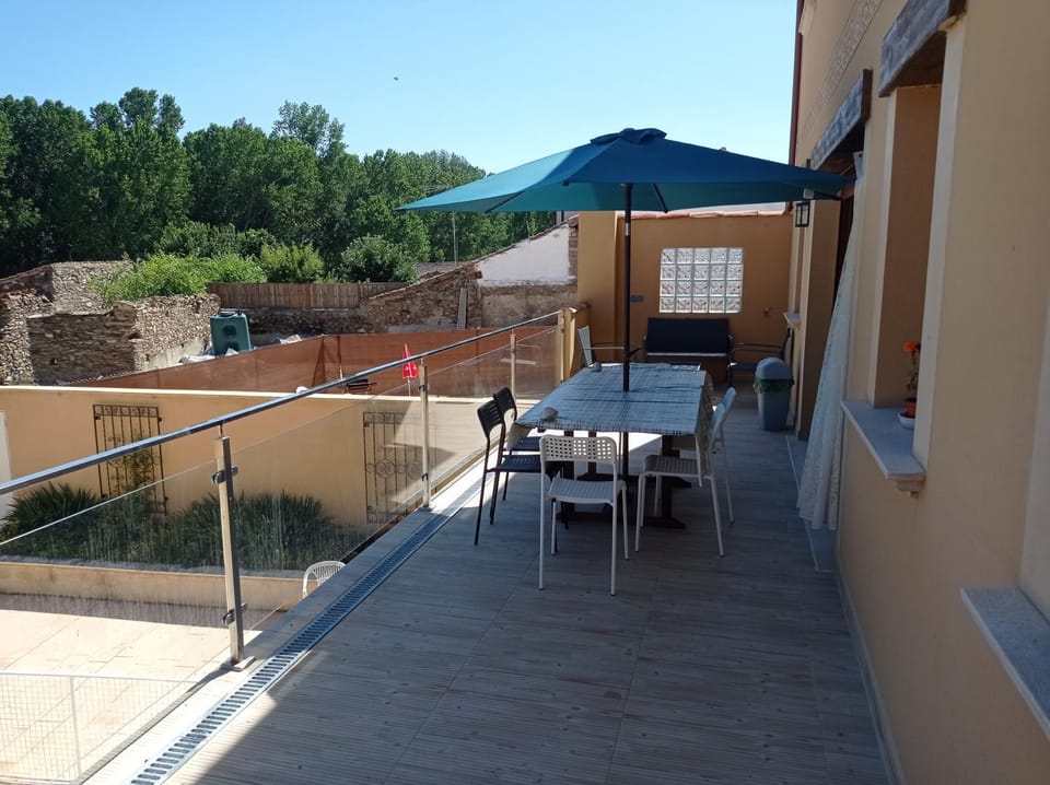 View (from property/room), Balcony/Terrace