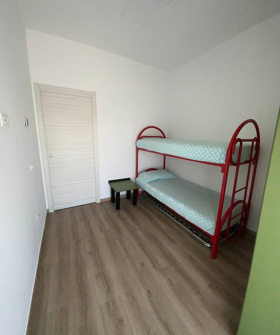 bunk bed