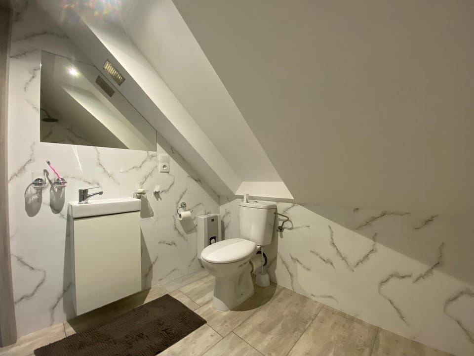 Luksusowy domek letniskowy z widokiem na jezioro, 8 osób Kamionki Małe House in Poland