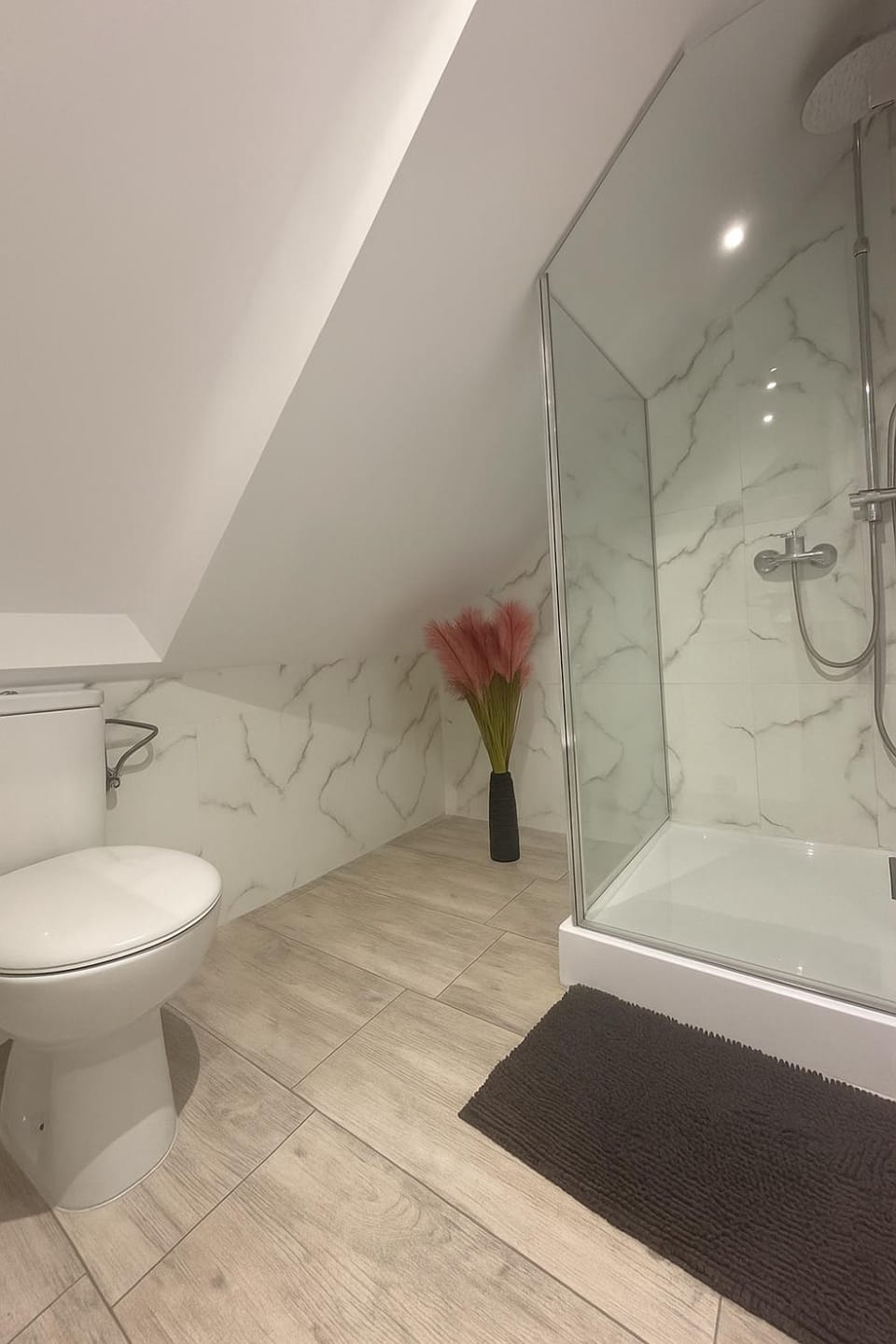 Luksusowy domek letniskowy z widokiem na jezioro, 8 osób Kamionki Małe House in Poland