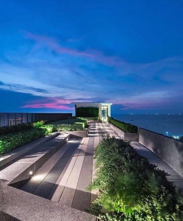 Nearby landmark, Night, Sea view