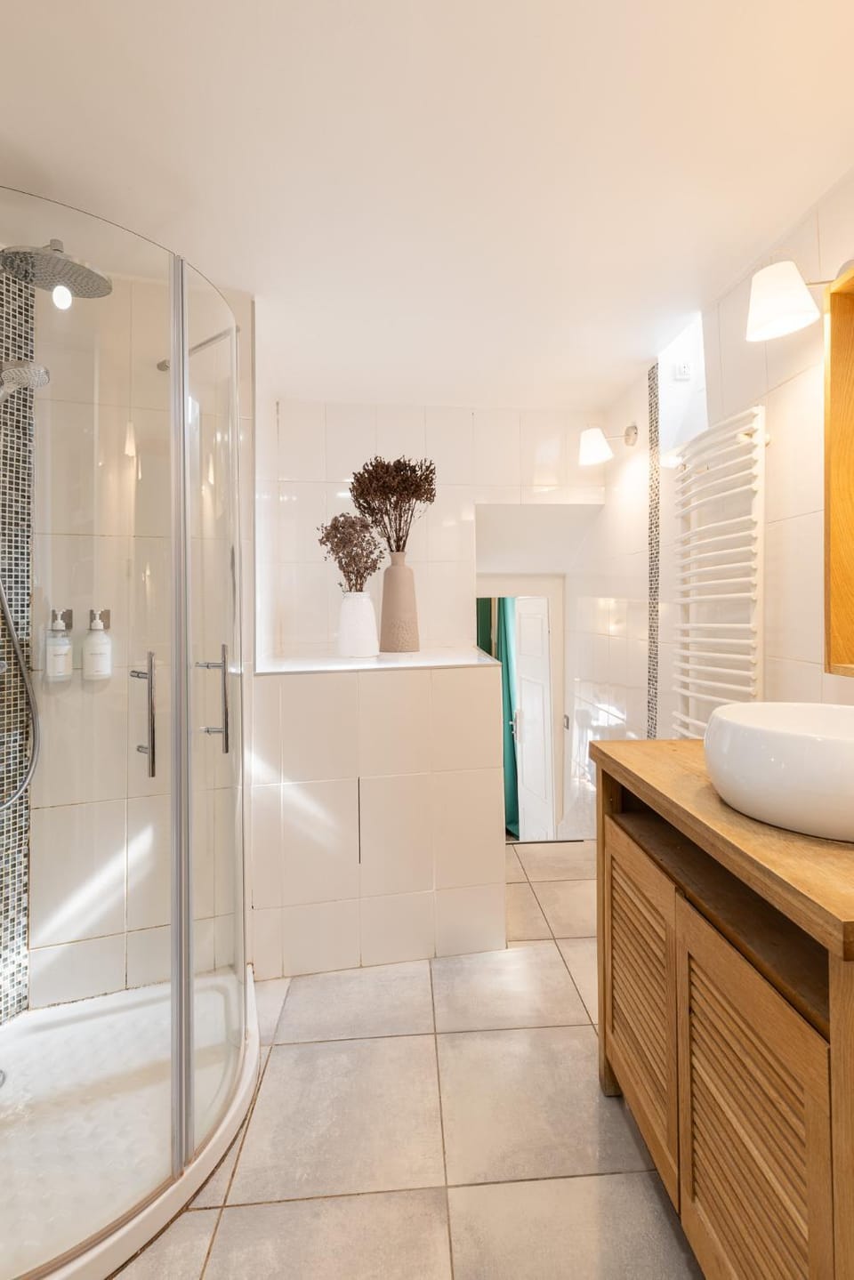 Shower, Bathroom, towels