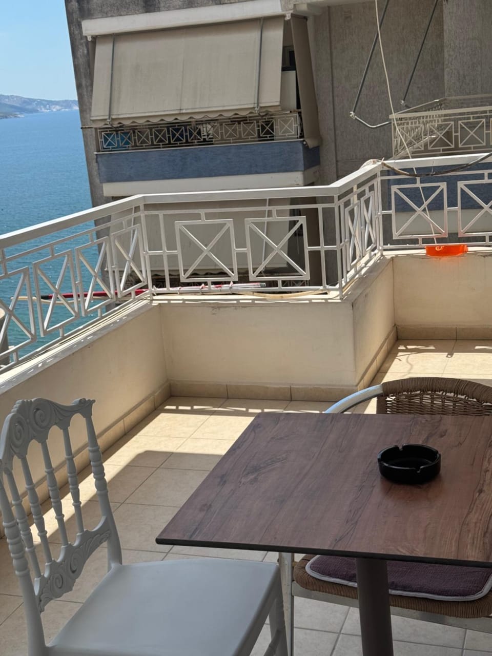 Henfjor Villa & Apartment Villa in Sarandë