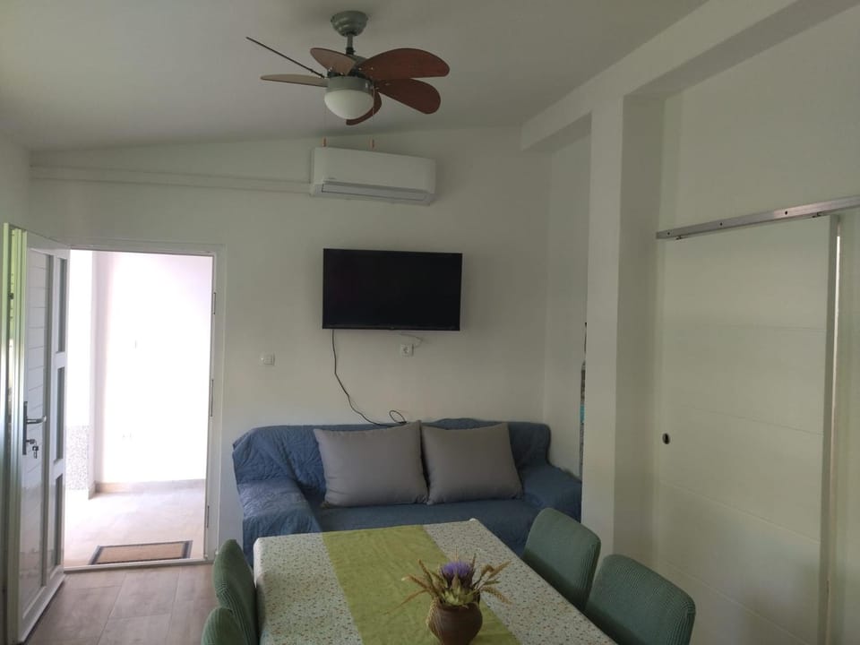 Apartman Radunić Apartment in Šibenik-Knin County, Croatia