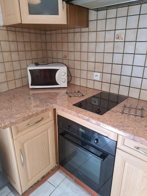 Studio cosy entre Mer, Espagne & Montagne House in Occitanie