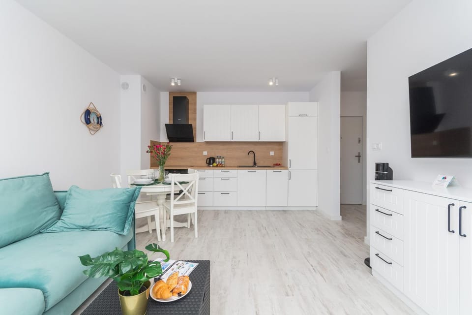 TV and multimedia, Seating area, dishwasher, stove