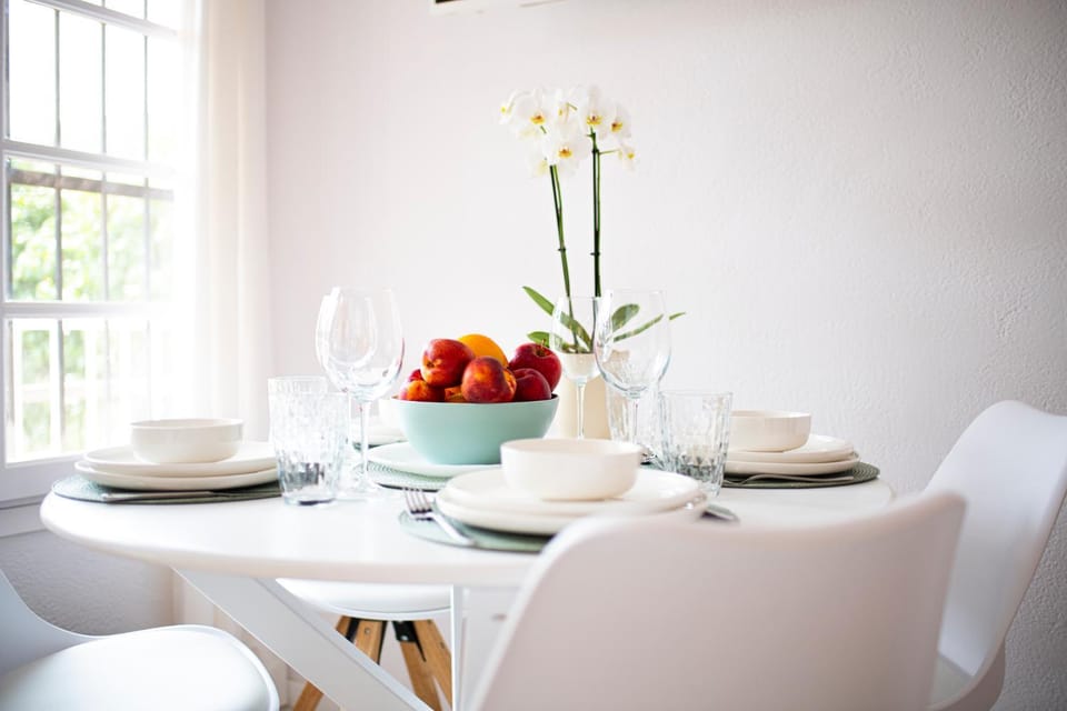 Food and drinks, Dining area