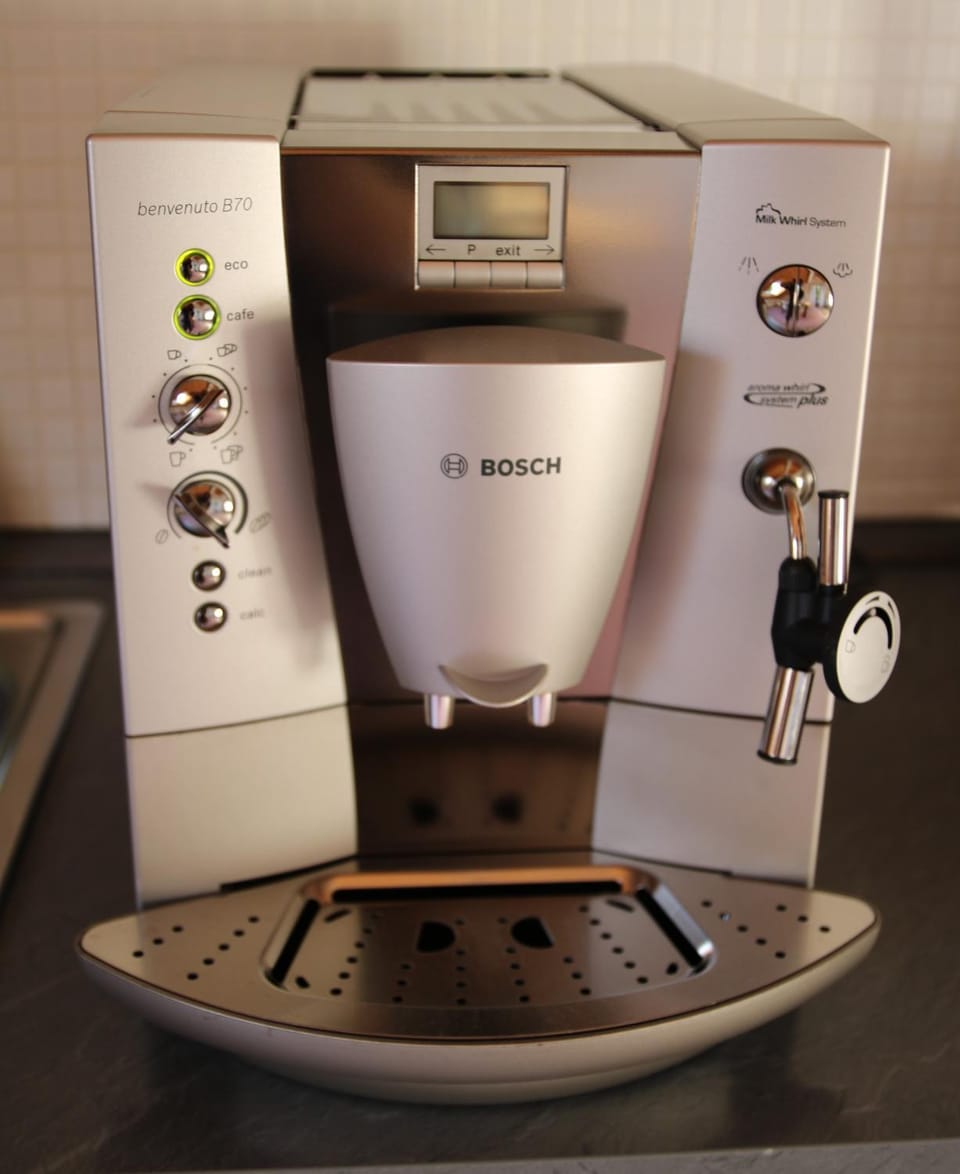 Coffee/tea facilities, Kitchen or kitchenette, pet friendly, stove, kitchen