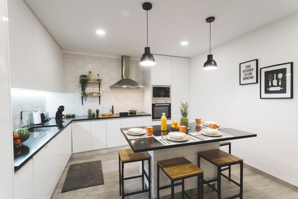 Kitchen or kitchenette, Food and drinks, Dining area, Food, minibar, pet friendly, stove