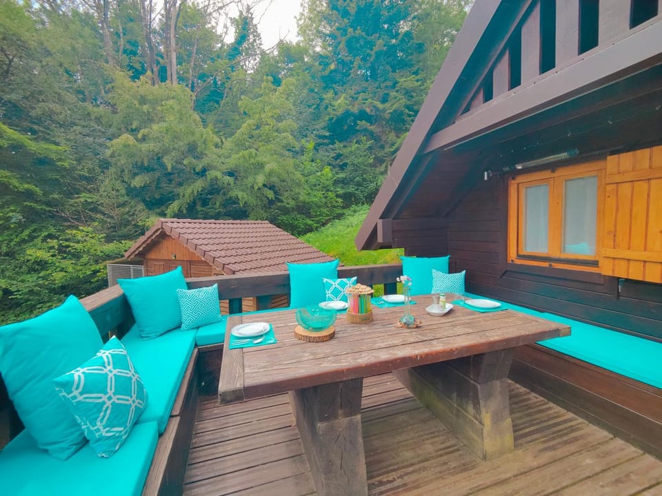 Property building, Patio, View (from property/room), Balcony/Terrace, Dining area