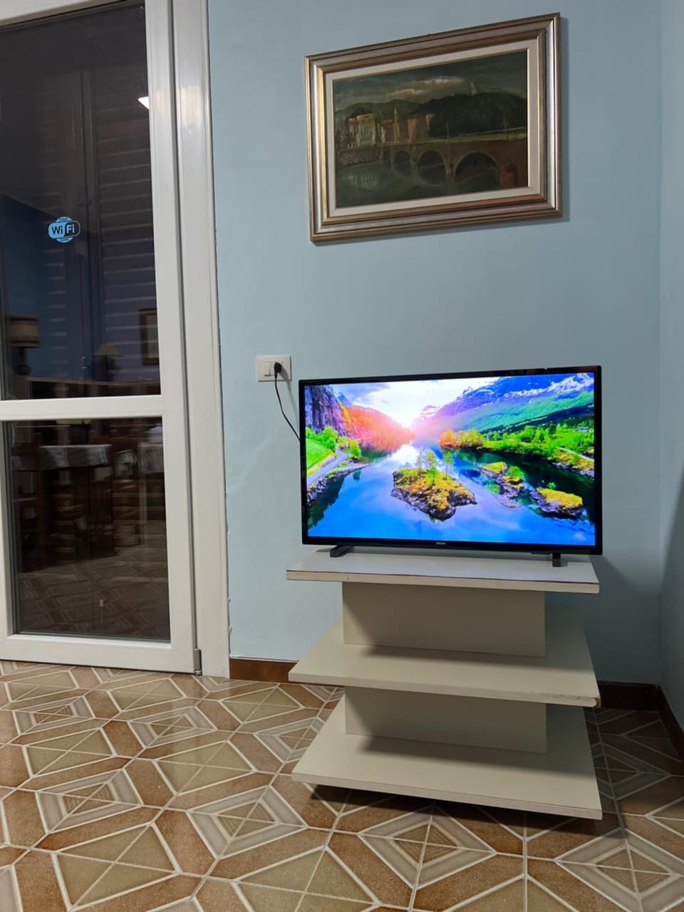 Communal lounge/ TV room, TV and multimedia