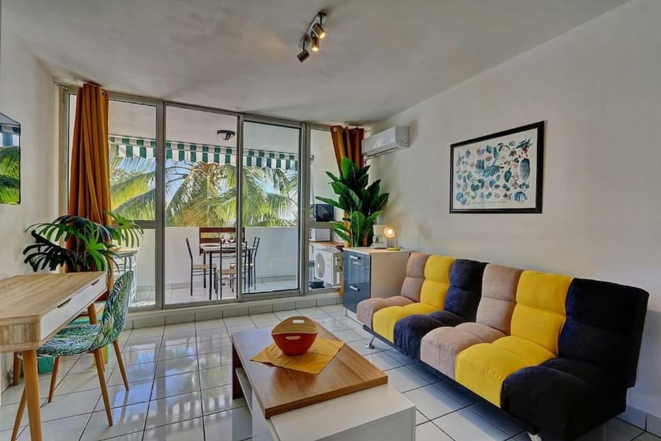 Living room, air conditioner