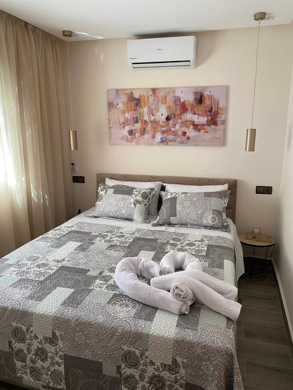 Bed, Photo of the whole room, Bedroom, towels, air conditioner