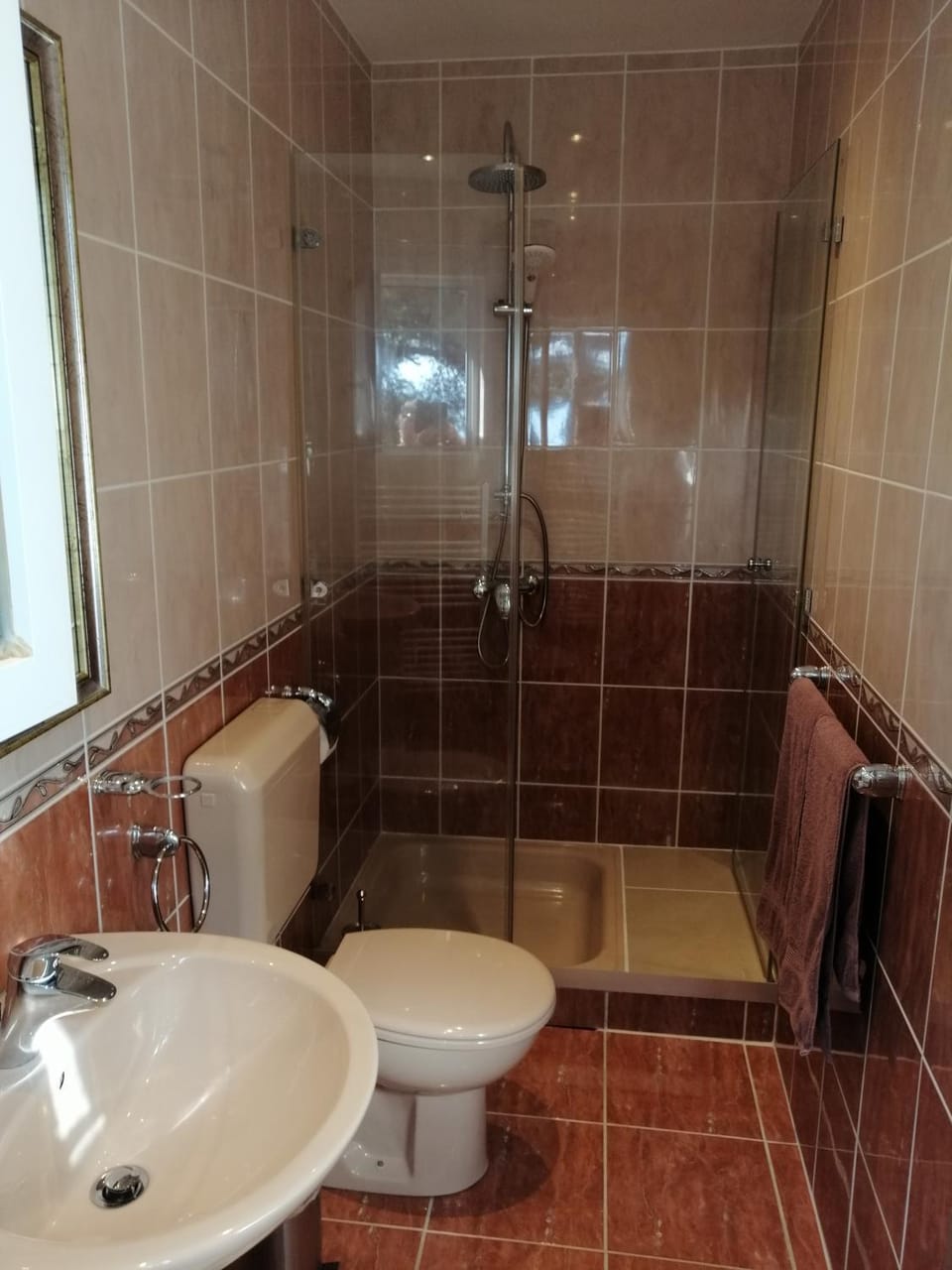Shower, Toilet, Bathroom