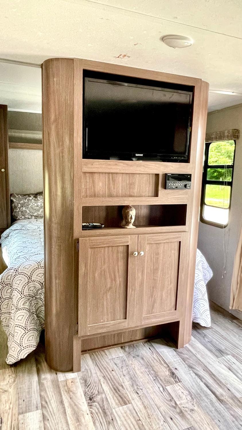 TV and multimedia, Bedroom