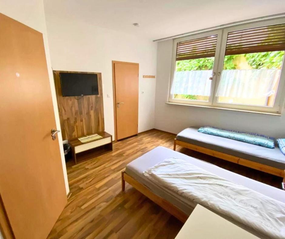 4RENT Apartments - Monteurzimmer Bed and Breakfast in Worms