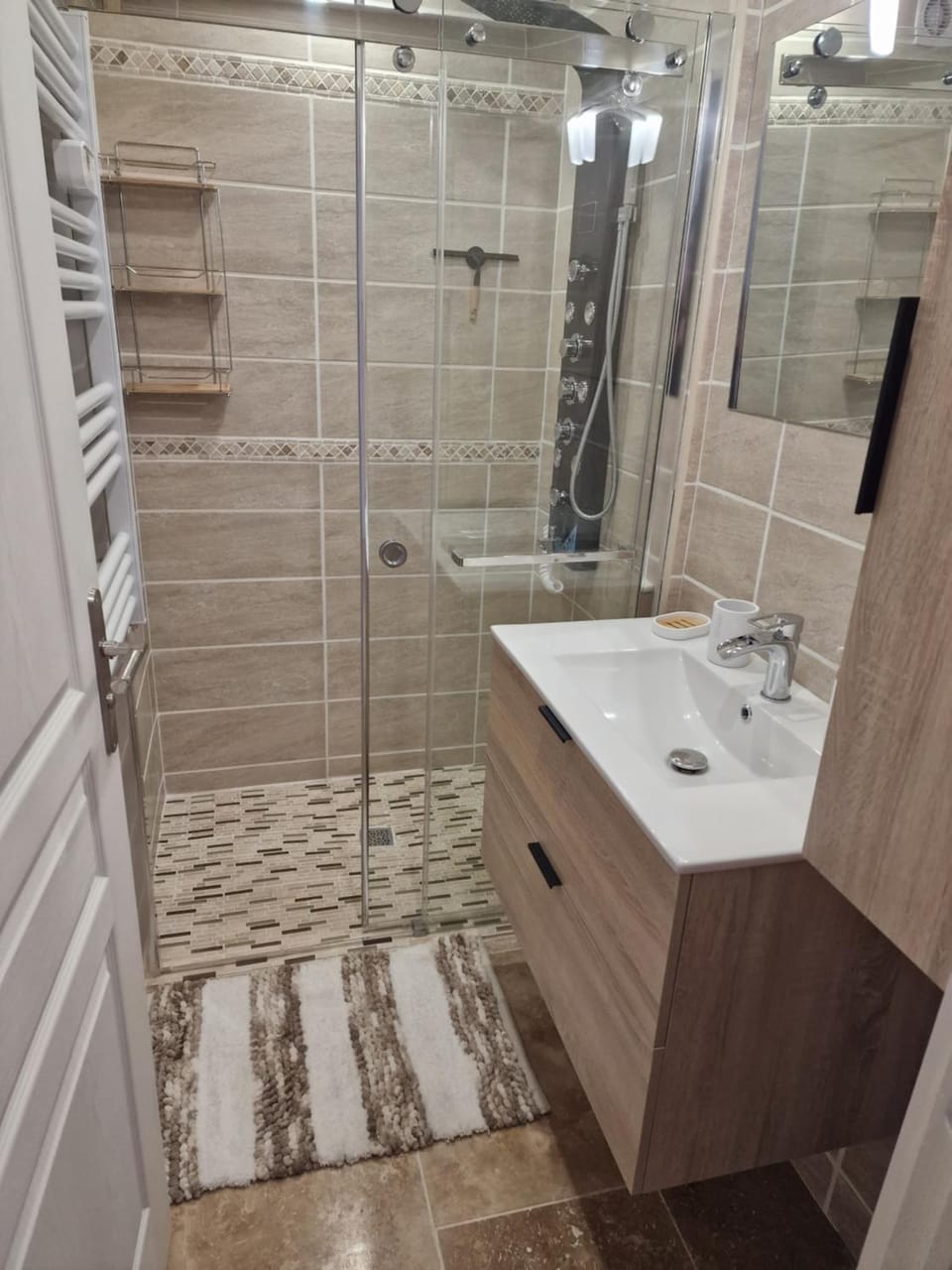 Shower, Bathroom