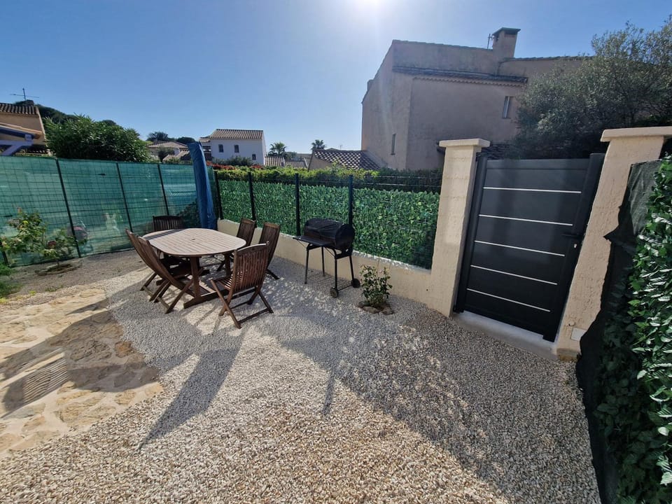 Patio, View (from property/room), Dining area