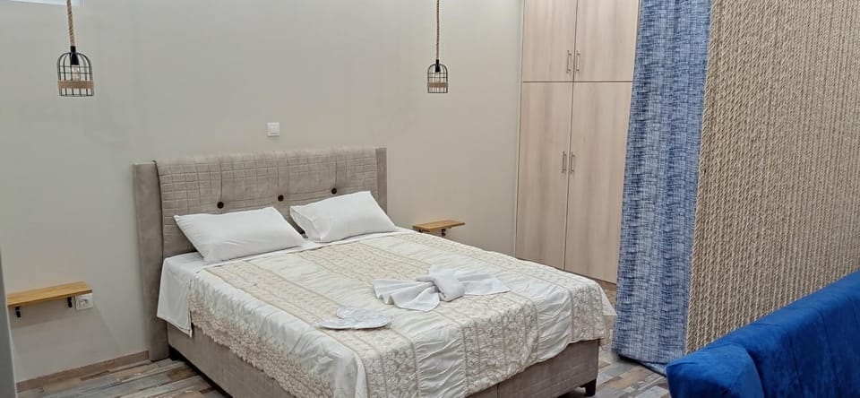 Bed, Bedroom, wardrobe
