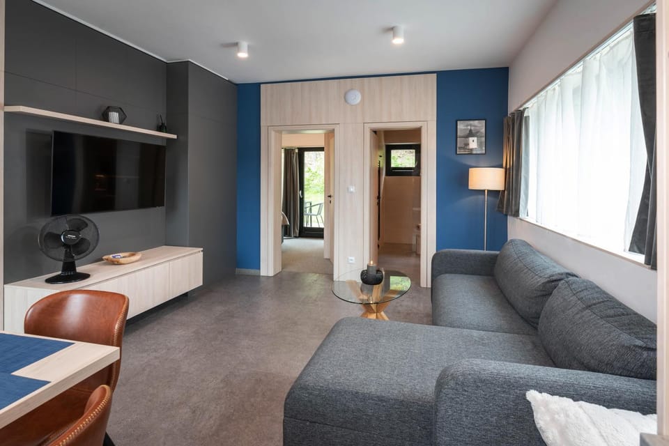 TV and multimedia, Living room, Photo of the whole room