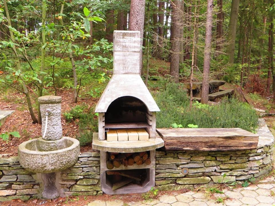 BBQ facilities, BBQ facilities
