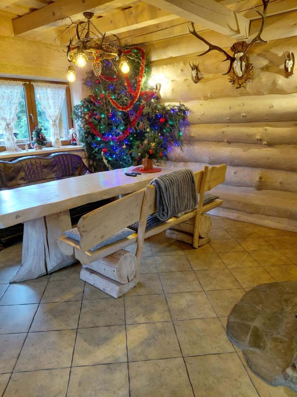Chatka Ustrzyki Chalet in Poland