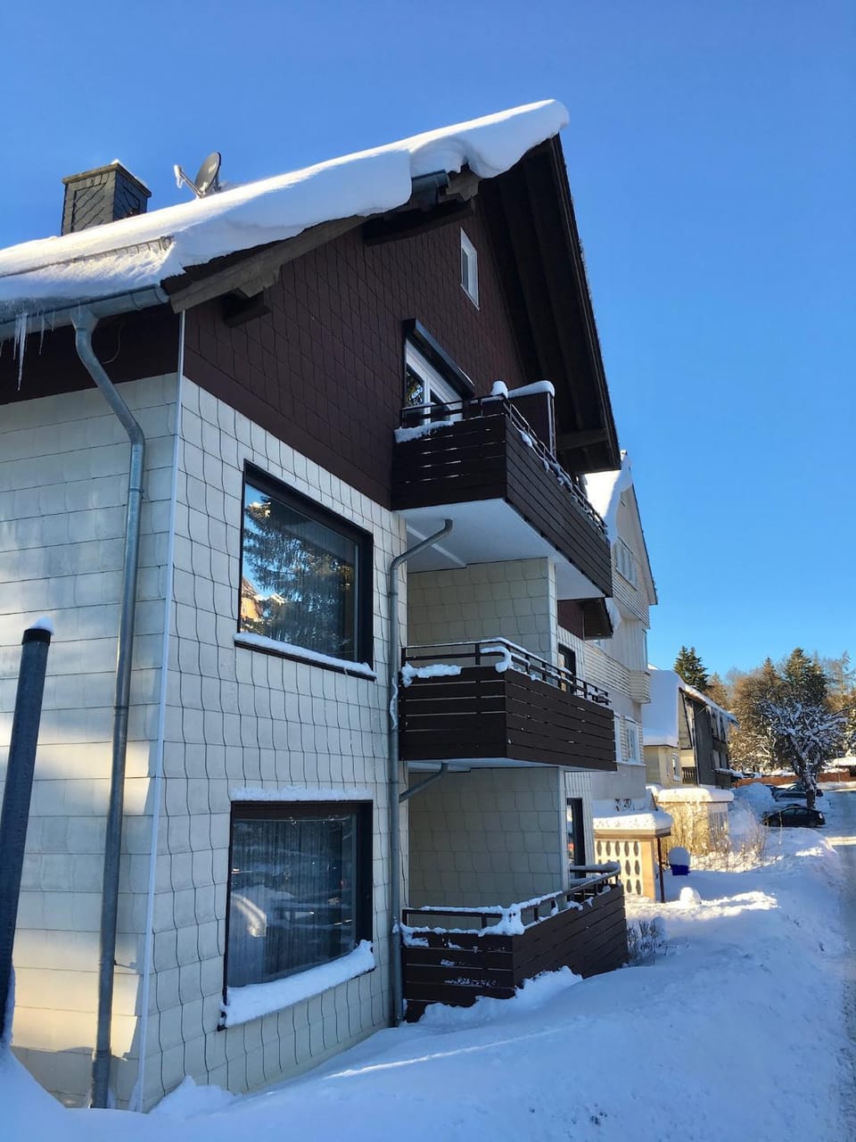 Property building, Winter