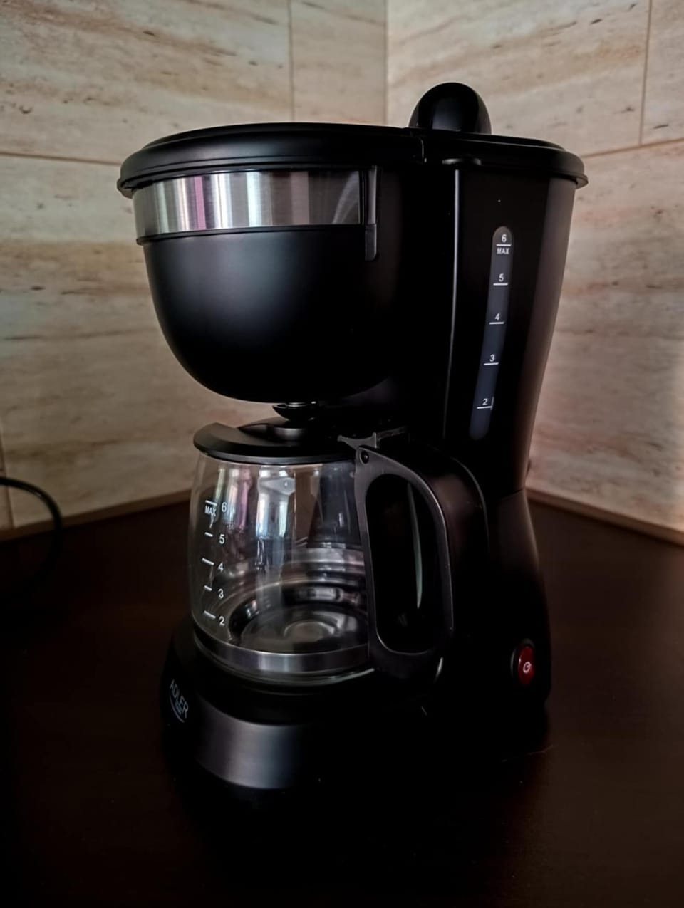 Coffee/tea facilities, Kitchen or kitchenette